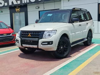 MITSUBISHI PAJERO GLS 3.8L V6 4WD A/T FULL OPTION 2018 MODEL YEAR WHITE COLOR
