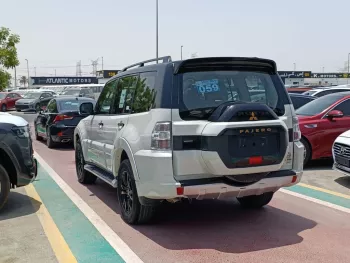 MITSUBISHI PAJERO GLS 3.8L V6 4WD A/T FULL OPTION 2018 MODEL YEAR WHITE COLOR