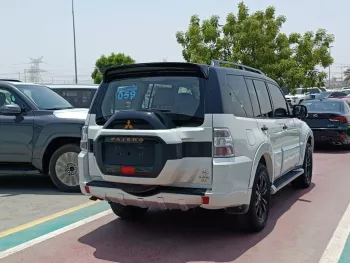 MITSUBISHI PAJERO GLS 3.8L V6 4WD A/T FULL OPTION 2018 MODEL YEAR WHITE COLOR
