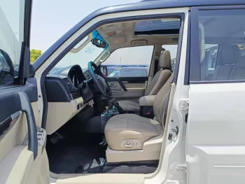 MITSUBISHI PAJERO GLS 3.8L V6 4WD A/T FULL OPTION 2018 MODEL YEAR WHITE COLOR