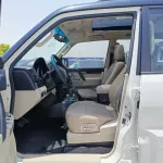 MITSUBISHI PAJERO GLS 3.8L V6 4WD A/T FULL OPTION 2018 MODEL YEAR WHITE COLOR - Thumbnail 8