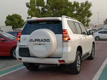 TOYOTA PRADO VXR 4.0L PETROL V6 4WD FULL OPTION AT WHITE 2018