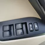 TOYOTA PRADO VXR 4.0L PETROL V6 4WD FULL OPTION AT WHITE 2018 - Thumbnail 7