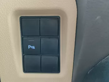 TOYOTA PRADO VXR 4.0L PETROL V6 4WD FULL OPTION AT WHITE 2018