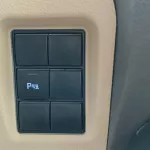 TOYOTA PRADO VXR 4.0L PETROL V6 4WD FULL OPTION AT WHITE 2018 - Thumbnail 8