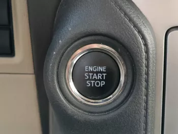 TOYOTA PRADO VXR 4.0L PETROL V6 4WD FULL OPTION AT WHITE 2018