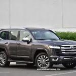 2022 TOYOTA LAND CRUISER LC300 VXR 3.5L V6 TT PETROL AT - Thumbnail 2