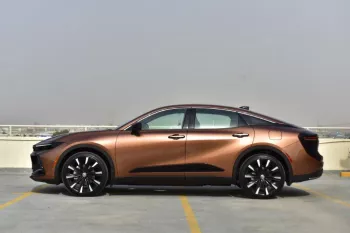 TOYOTA CROWN PLATINUM HYBRIDMAX 2.4L AWD 2023 MODEL YEAR