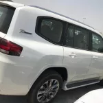 TOYOTA LAND CRUISER 4.0L 2022 Model Year White - Thumbnail 2