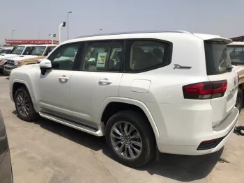 TOYOTA LAND CRUISER 4.0L 2022 Model Year White