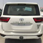 TOYOTA LAND CRUISER 4.0L 2022 Model Year White - Thumbnail 4