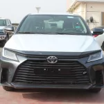 Toyota Yaris 1.5L, 2023 Model Year Black Color - Thumbnail 3