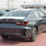 Toyota Yaris 1.5L, 2023 Model Year Black Color - Thumbnail 5