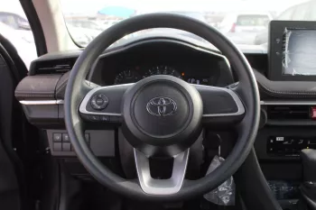 Toyota Yaris 1.5L, 2023 Model Year Black Color