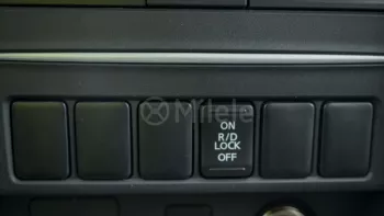 MITSUBISHI L200 SPORTERO DC 2.4L DIESEL AT 4X4 MY2023 – GREY