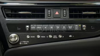 LEXUS ES 350 ULTRA LUXURY 3.5L PETROL AT MY2023 – BLACK