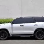 TOYOTA FORTUNER LEGENDER VX 2.8L DIESEL 7 2023 MODEL YEAR - Thumbnail 4