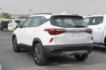 KIA SELTOS 1.6L PETROL 2023 MID OPTION FWD 2023 WHITE