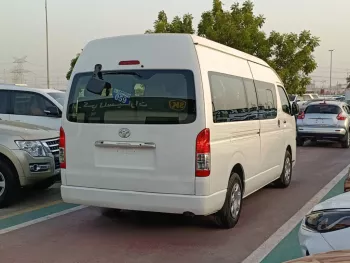 TOYOTA HIACE HIGH ROOF MT 2.7L V4 PETROL 15 STEATS WHITE 2015