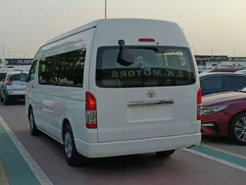 TOYOTA HIACE HIGH ROOF MT 2.7L V4 PETROL 15 STEATS WHITE 2015