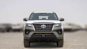 TOYOTA FORTUNER 2.4L DIESEL AT 4X4 MY2022 – BRONZE