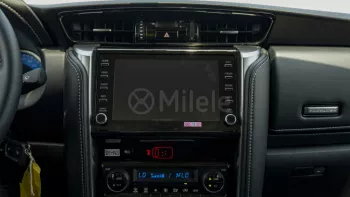 TOYOTA FORTUNER 2.4L DIESEL AT 4X4 MY2022 – BRONZE