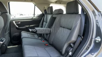 TOYOTA FORTUNER 2.4L DIESEL AT 4X4 MY2022 – BRONZE