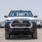 TOYOTA HILUX DC 2.4L DIESEL AT 4X4 MY2023 – BLACK - Thumbnail 3