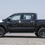 TOYOTA HILUX DC 2.4L DIESEL AT 4X4 MY2023 – BLACK - Thumbnail 5
