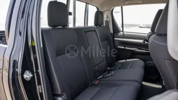 TOYOTA HILUX DC 2.4L DIESEL AT 4X4 MY2023 – BLACK