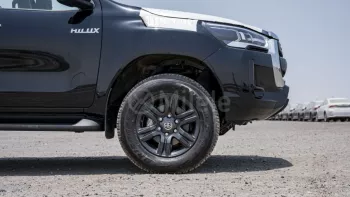TOYOTA HILUX DC 2.4L DIESEL AT 4X4 MY2023 – BLACK
