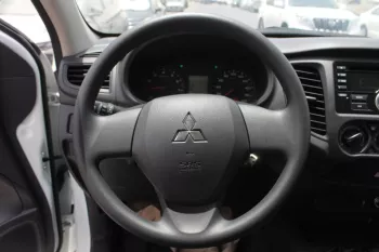 MITSHUBISHI L200 2.4L DIESEL 2023 MODEL YEAR WHITE COLOR