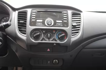 MITSHUBISHI L200 2.4L DIESEL 2023 MODEL YEAR WHITE COLOR