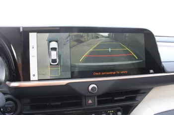 LHD - TOYOTA CROWN 2.5 HYBRID FWD PREMIUM AUTOMATIC.