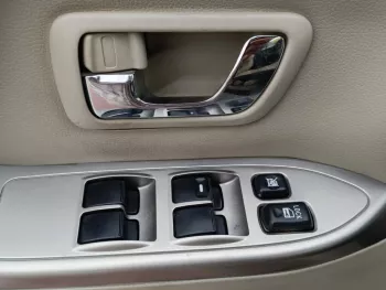 MITSUBISHI PAJERO GLS 3.5L V6 PETROL 2018 MODEL YEAR GOLDEN COLOR