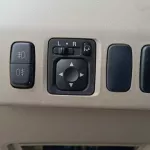 MITSUBISHI PAJERO GLS 3.5L V6 PETROL 2018 MODEL YEAR GOLDEN COLOR - Thumbnail 13