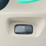 MITSUBISHI PAJERO GLS 3.5L V6 PETROL 2018 MODEL YEAR GOLDEN COLOR - Thumbnail 15