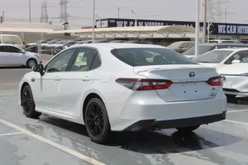 TOYOTA CAMRY GLE 2.5L HYBRID FWD 2023 MODEL YEAR