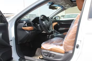 TOYOTA CAMRY GLE 2.5L HYBRID FWD 2023 MODEL YEAR