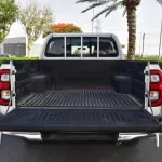 TOYOTA HILUX 2022 DOUBLE CAB GLX 2.7L PETROL 4WD AT - Thumbnail 5