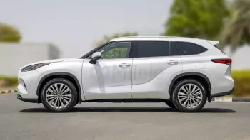 TOYOTA HIGHLANDER PLATINUM 2.4L PETROL AWD AT MY2023 – WHITE
