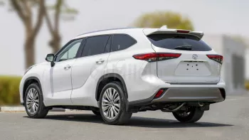 TOYOTA HIGHLANDER PLATINUM 2.4L PETROL AWD AT MY2023 – WHITE