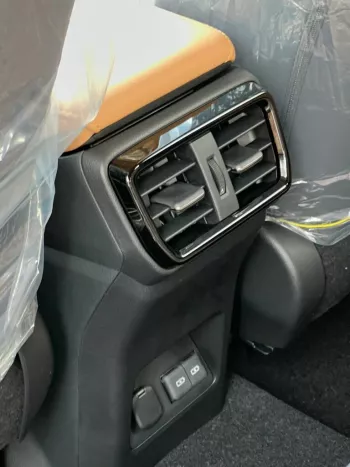 LEXUS NX 350 2.5L HYBRID 2023 MODEL YEAR WHITE COLOR