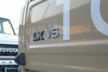 TOYOTA PICK UP SINGLE CABIN LX V6 4.0L 2022 MODEL YEAR BIEGE COLOR