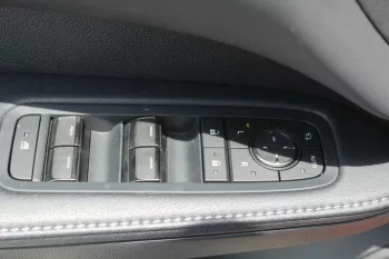 LEXUS RX350 2.5L, AT, PETROL 2023 MODEL YEAR (CANADIAN SPECS)