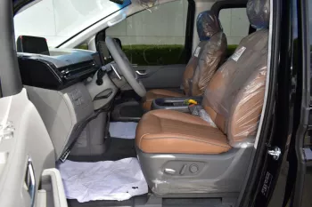 2023 HYUNDAI STARIA PREMIUM CEO 2.2 CRDI 8 SPEED AUTOMATIC AWD (7 SEATER)