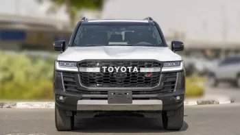 TOYOTA LAND CRUISER LC300 GR SPORT 3.3L DIESEL AT MY2023 – GREY