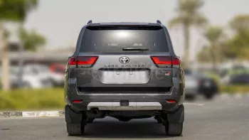 TOYOTA LAND CRUISER LC300 GR SPORT 3.3L DIESEL AT MY2023 – GREY