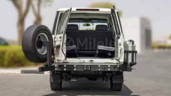 RHD - TOYOTA LAND CRUISER LC76 4.2L DIESEL MT MY2022 – WHITE