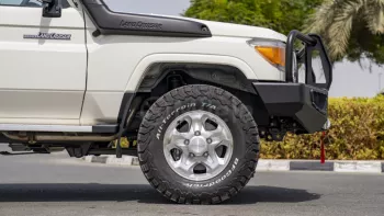 RHD - TOYOTA LAND CRUISER LC76 4.2L DIESEL MT MY2022 – WHITE